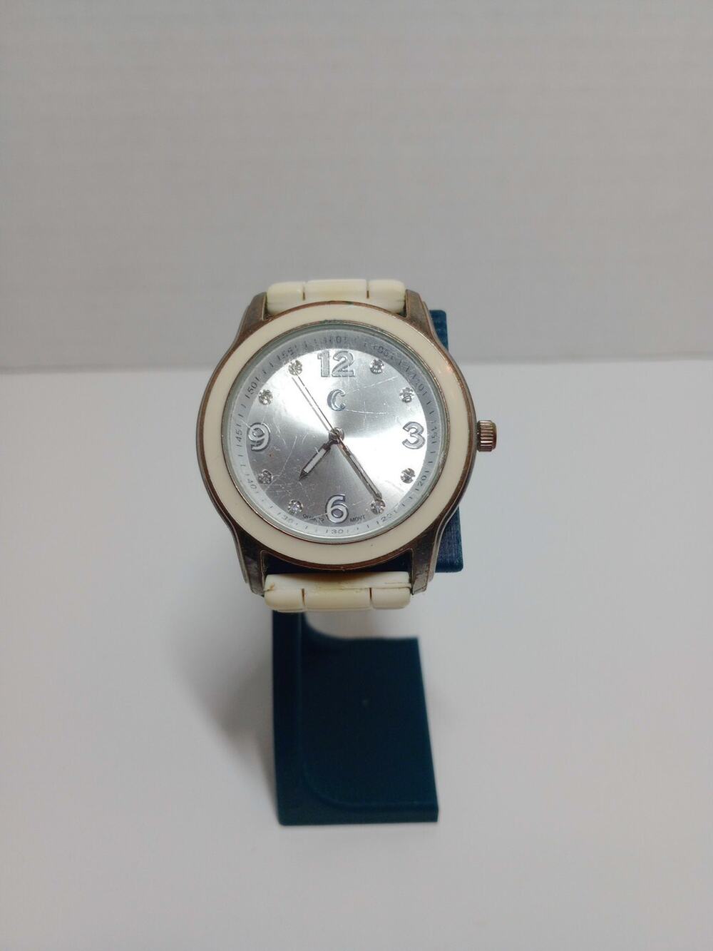 Women's C Brand 9857 Watch Tested Yellowed And Scratched Face